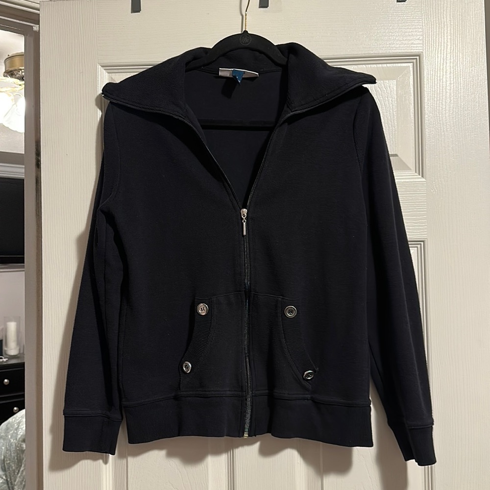 Karen Scott black sweatshirt